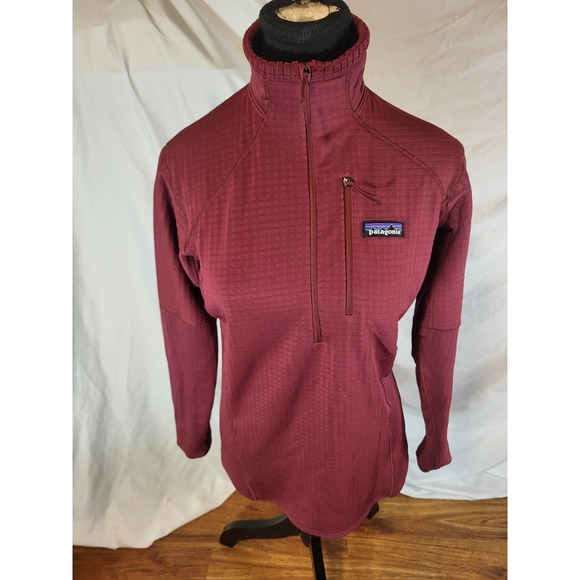 Patagonia Jackets & Blazers - Patagonia Women's Regulator R1 Pullover Fleece Jacket Burgundy Red Small  Hiking